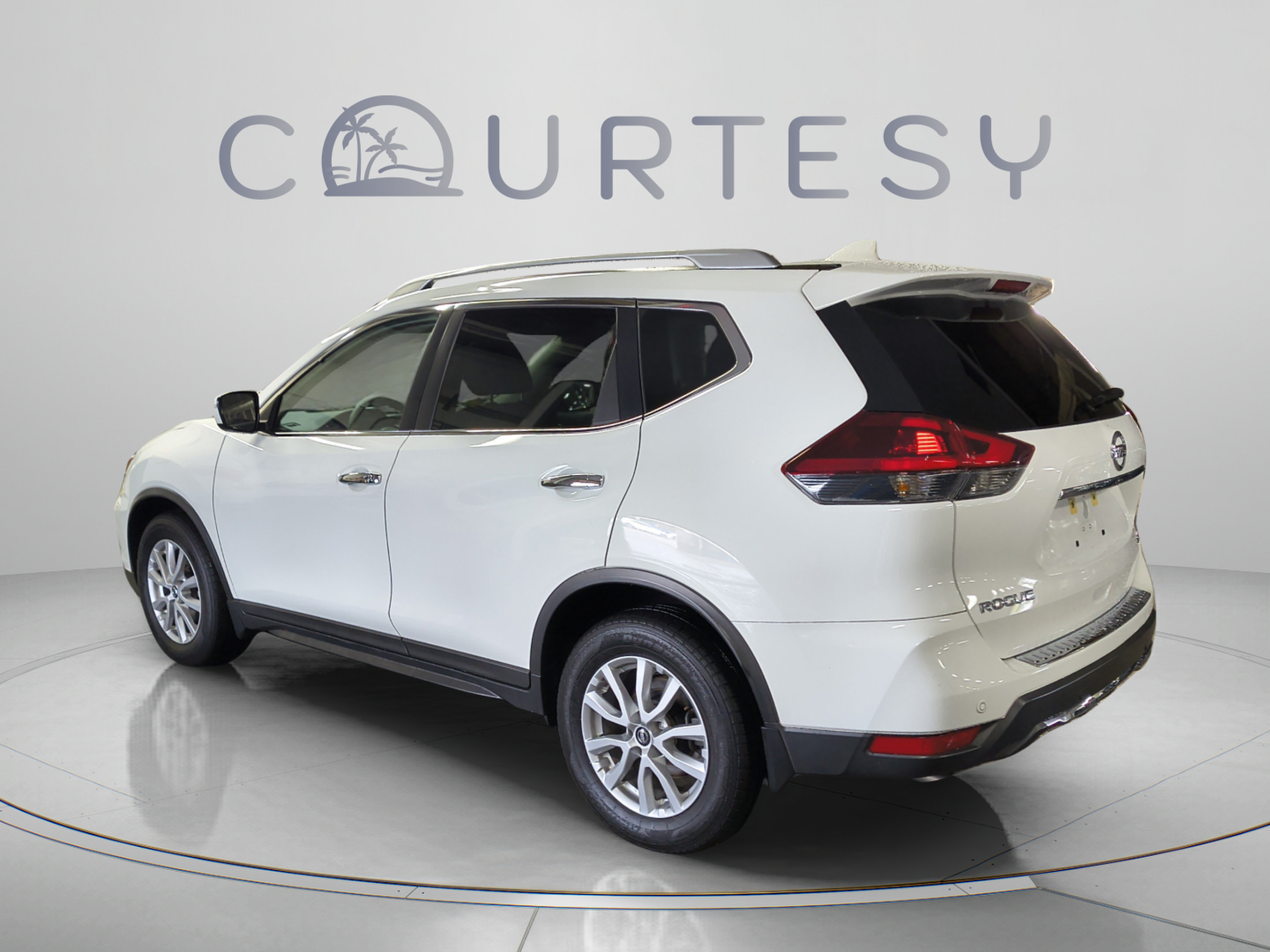 Certified 2020 Nissan Rogue SV FWD image 5
