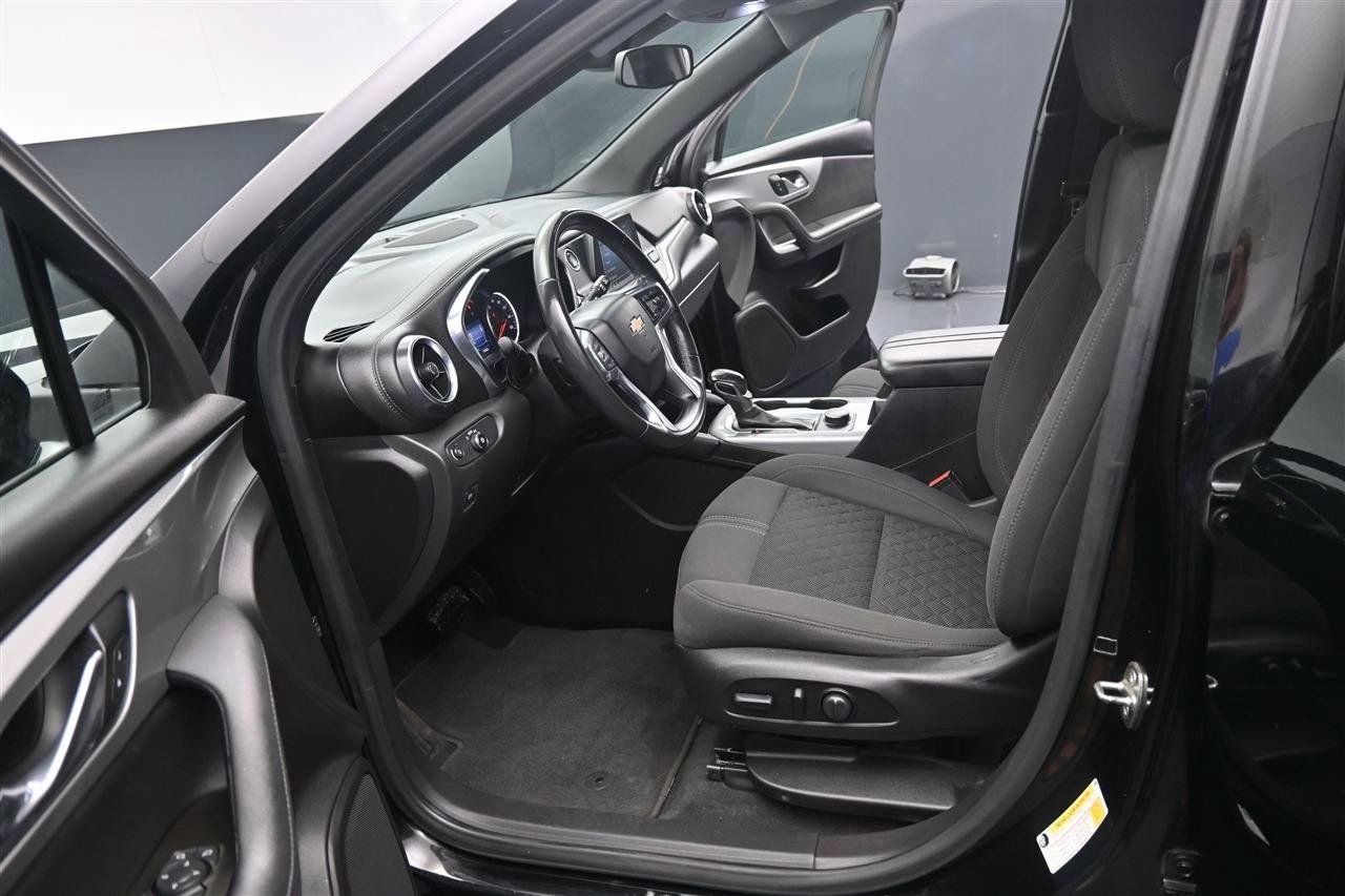 Used 2020 Chevrolet Blazer LT AWD/4WD image 11