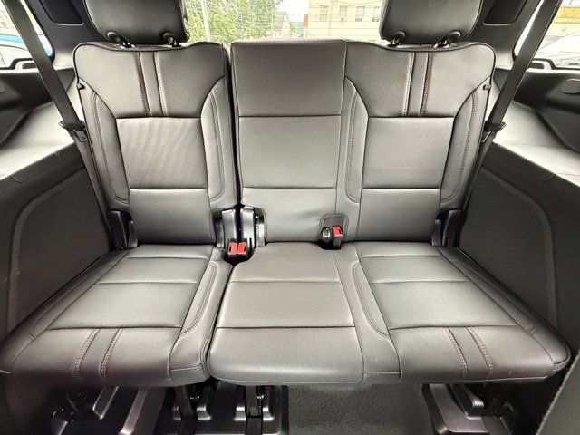 Used 2026 Chevrolet Tahoe RST w/ Comfort Package AWD/4WD image 15