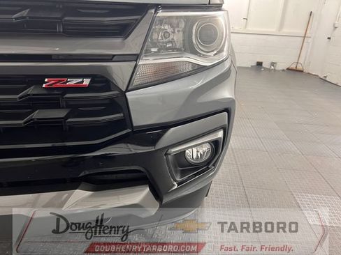 Used 2022 Chevrolet Colorado Z71 AWD/4WD image 12