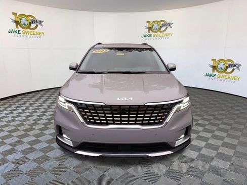 Used 2022 Kia Carnival SX image 3