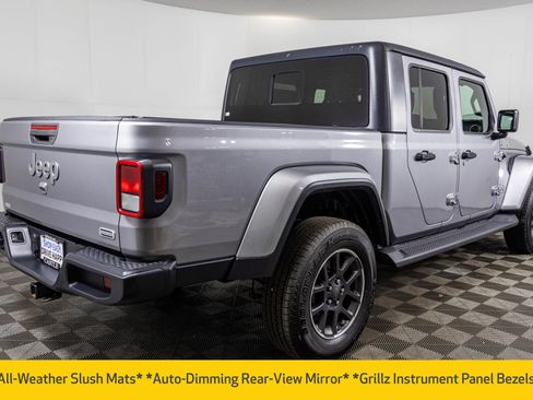 Used 2020 Jeep Gladiator Overland AWD/4WD image 18