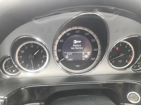 Used 2011 Mercedes-Benz E 350 4MATIC Sedan image 7