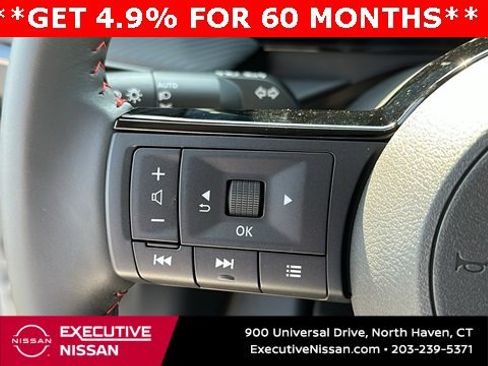 New 2025 Nissan Kicks SR image 12