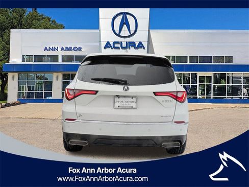 Certified 2023 Acura MDX SH-AWD w/ Technology Package image 4