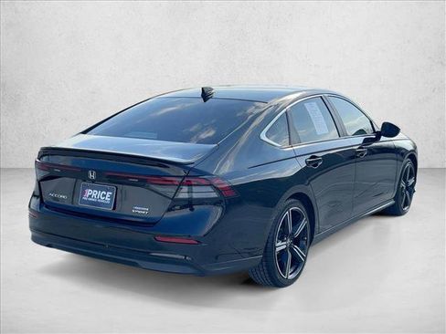 Used 2023 Honda Accord Sport image 5