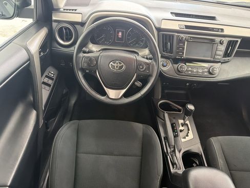 Used 2018 Toyota RAV4 XLE w/ Plus Extra Value Package AWD/4WD image 24