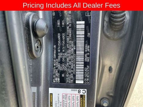 Used 2018 Toyota 4Runner Limited AWD/4WD image 39