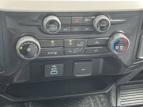 New 2025 Ford F350 XL w/ XL Chrome Package AWD/4WD image 18