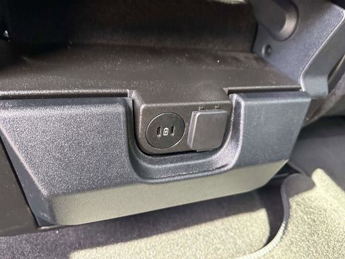 Used 2025 Ford F150 XLT w/ Equipment Group 301A Standard AWD/4WD image 11
