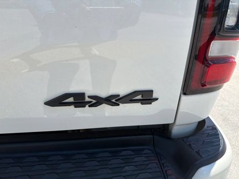 Used 2023 RAM 2500 Limited AWD/4WD image 12