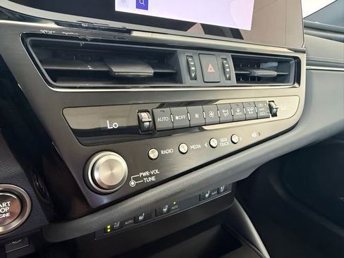 Used 2024 Lexus ES 350 w/ Premium Package image 46