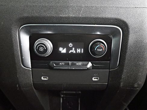 Used 2021 Chevrolet Tahoe LT image 31