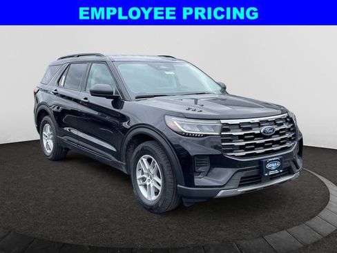 New 2026 Ford Explorer Active AWD/4WD image 7