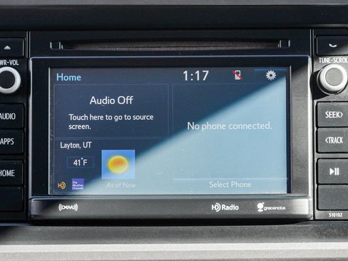 Used 2017 Toyota Tacoma SR5 image 33