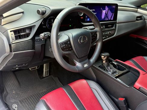 Used 2023 Lexus ES 300h F Sport FWD image 4