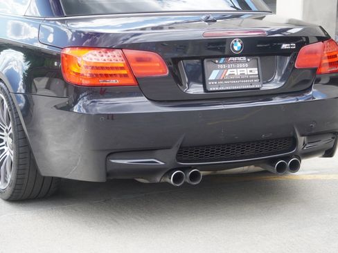 Used 2011 BMW M3 Convertible RWD image 29