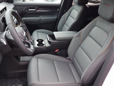 New 2026 GMC Terrain AT4 image 10