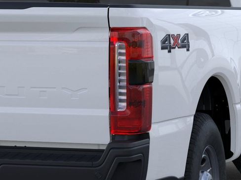 New 2026 Ford F250 XL AWD/4WD image 22