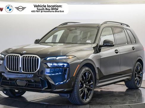 Used 2024 BMW X7 xDrive40i w/ M Sport Package AWD/4WD image 1