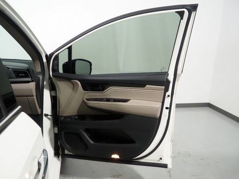 Used 2018 Honda Odyssey Elite image 53