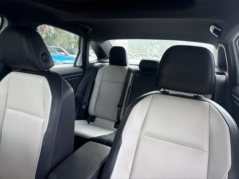 Used 2019 Volkswagen Jetta SE image 22