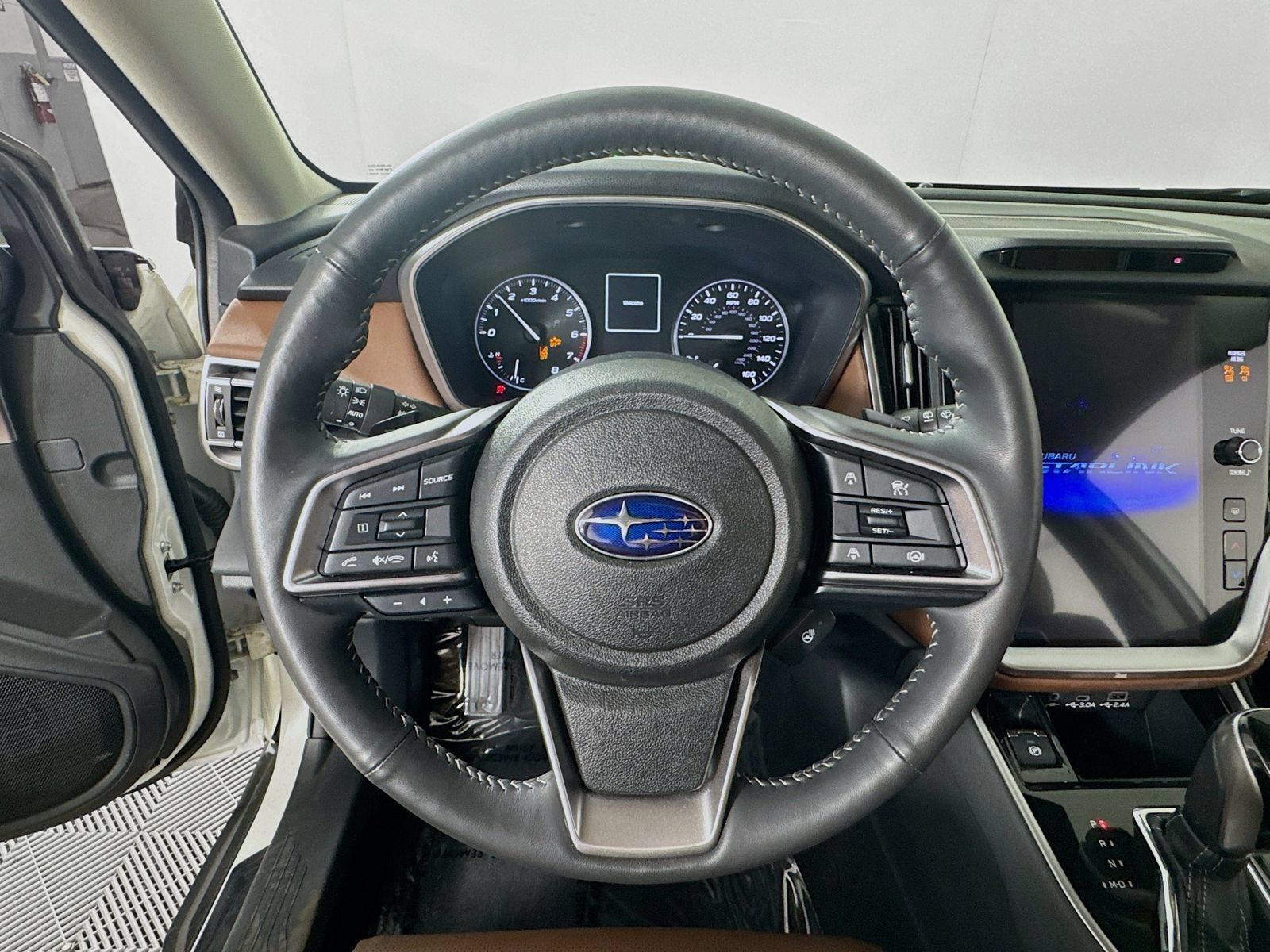 Used 2024 Subaru Outback Touring AWD/4WD image 13