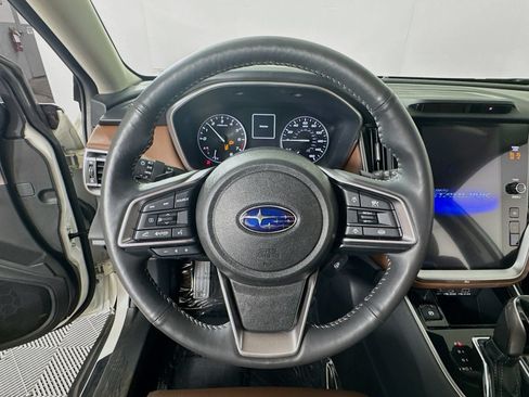 Used 2024 Subaru Outback Touring AWD/4WD image 13