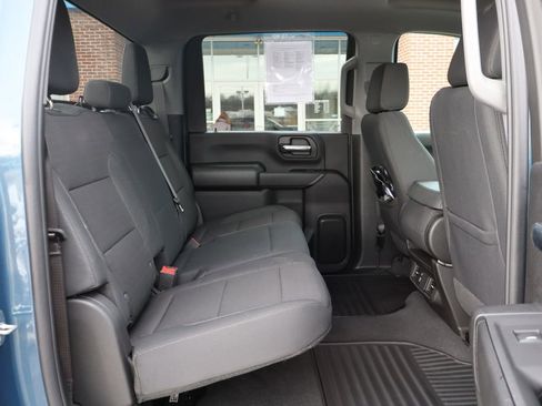 Used 2024 Chevrolet Silverado 2500 Custom w/ Custom Value Package image 44