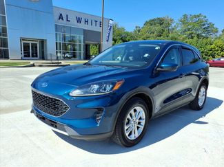 Used 2020 Ford Escape SE image 1