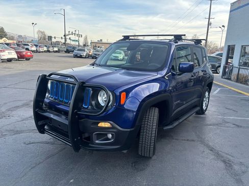 Used 2018 Jeep Renegade Latitude w/ Trailer Tow Group image 2