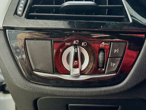 Used 2023 BMW 530i xDrive xDrive w/ Premium Package image 14