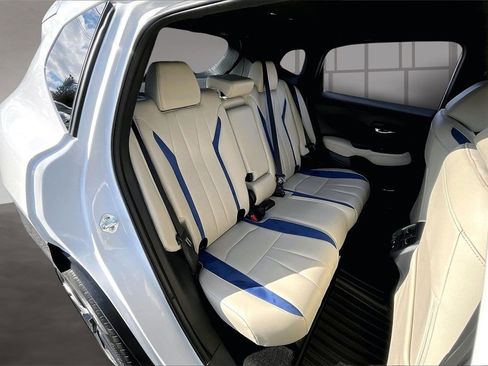 Certified 2025 Acura ADX A-Spec image 27