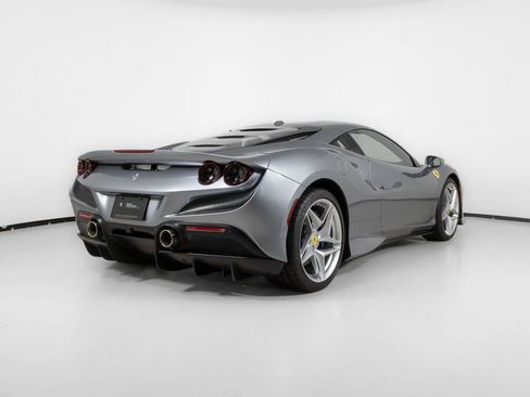 Used 2022 Ferrari F8 Tributo image 9
