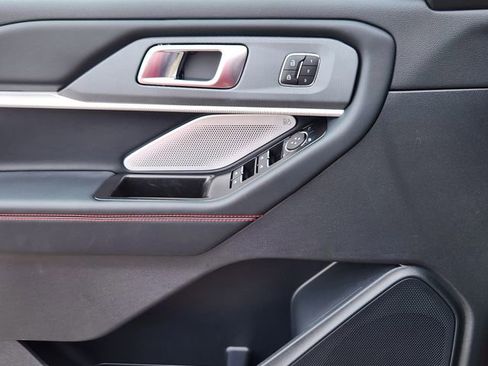 New 2026 Ford Explorer ST image 9