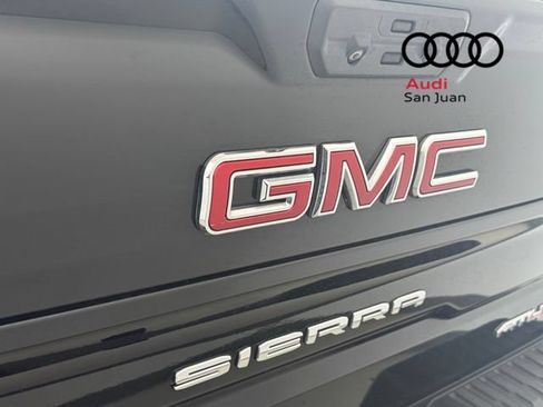 Used 2022 GMC Sierra 1500 AT4 w/ AT4 Premium Package AWD/4WD image 10