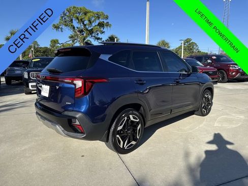 Certified 2024 Kia Seltos SX w/ SX Sunroof Package AWD/4WD image 4