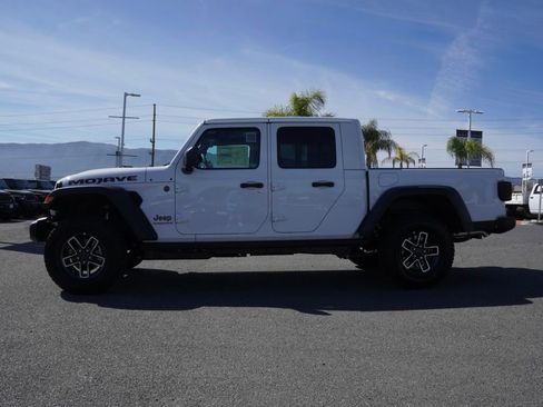 New 2026 Jeep Gladiator Mojave image 6
