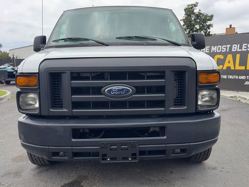 Used 2013 Ford E-350 and Econoline 350 Super Duty w/ PWR Group RWD image 10