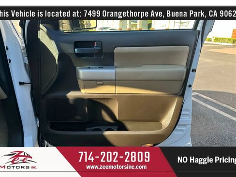 Used 2008 Toyota Sequoia SR5 image 41