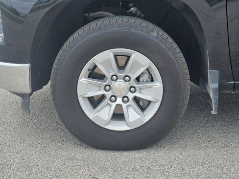Used 2025 Chevrolet Silverado 1500 LT RWD image 9