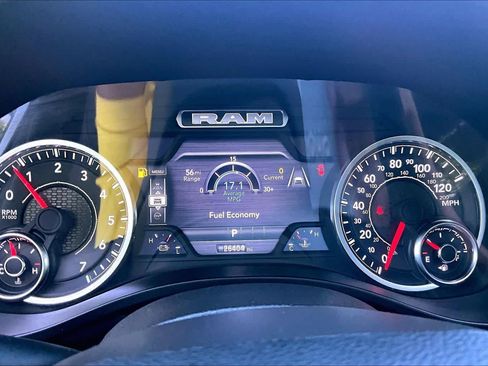 Used 2025 RAM 1500 Big Horn AWD/4WD image 25