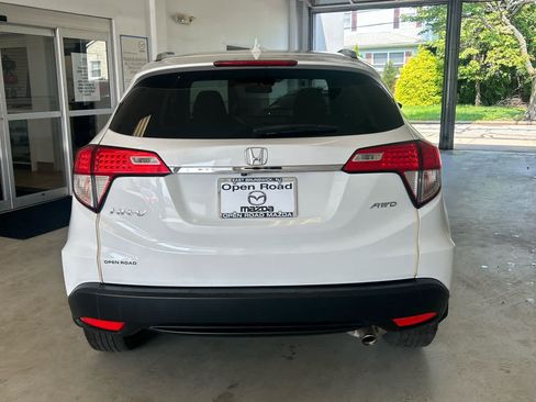 Used 2022 Honda HR-V EX image 5
