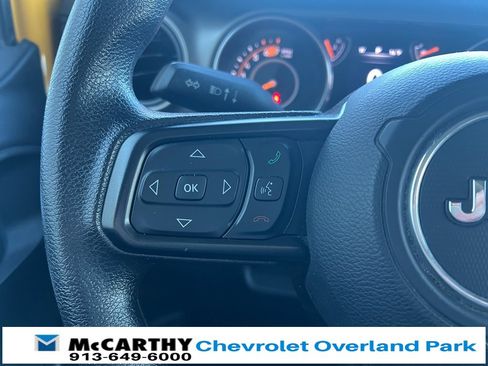 Used 2019 Jeep Wrangler Unlimited Sport image 12