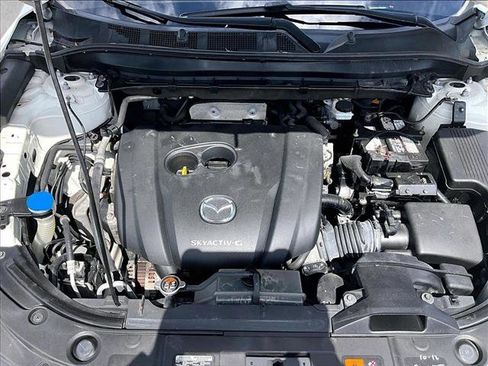 Used 2020 MAZDA CX-5 Touring image 11