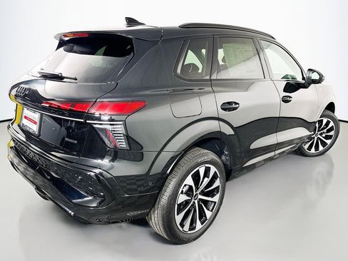 New 2026 Audi Q3 quattro 2.0T AWD/4WD image 13