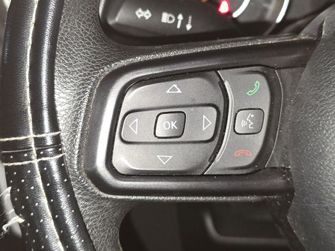 Used 2018 Jeep Wrangler Unlimited Sport image 15