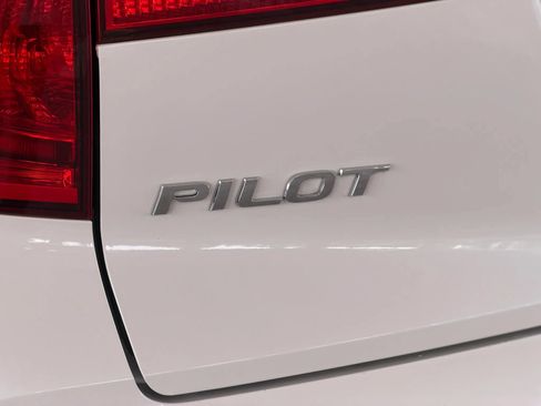 Used 2018 Honda Pilot EX-L image 12