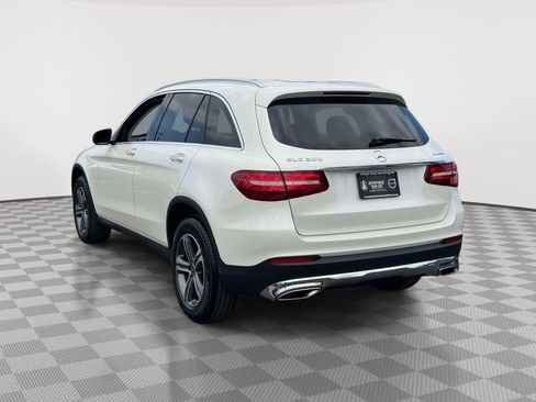 Used 2018 Mercedes-Benz GLC 300 4MATIC image 5
