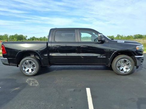 New 2026 RAM 1500 Big Horn AWD/4WD image 17